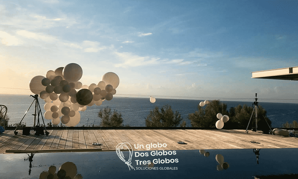 globos-transparentes Globos transparentes: nuestro proyecto con Ozuna y Romeo Santos.
